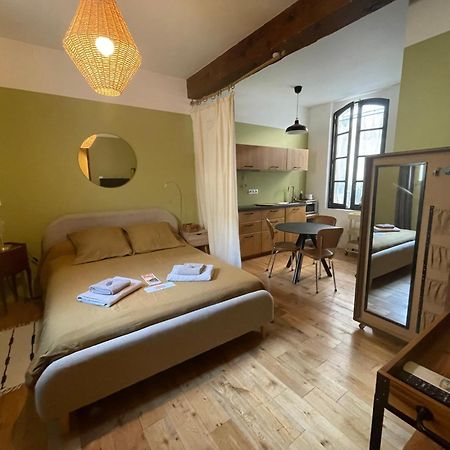 Studio De Charme A La Roquette Арл Екстериор снимка